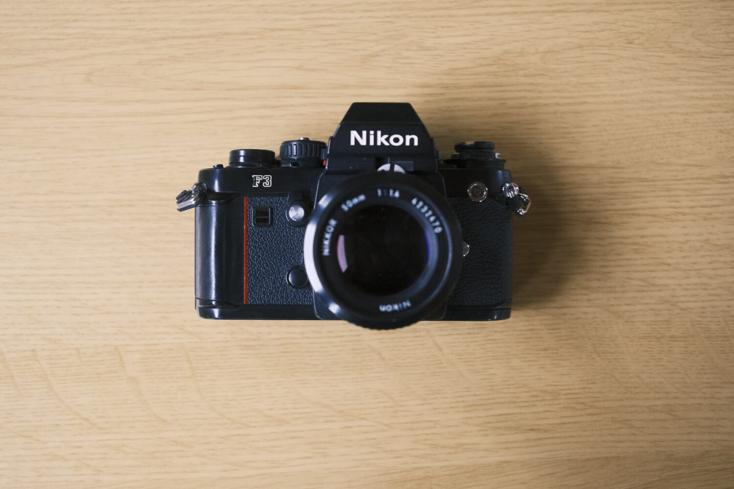 レビュー】Nikon F3｜ 初心者にも使いやすいNikon往年の名機 | HANA-STUDIO
